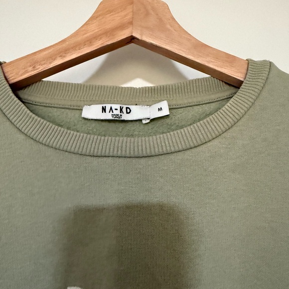 Green 'London' Sweatshirt - Picture 7 of 13